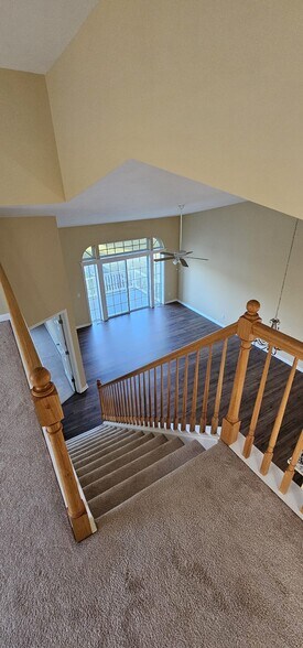 Building Photo - 5113 Minuteman Ln