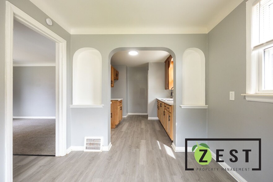 Building Photo - PRE-LEASING NOW!!!
