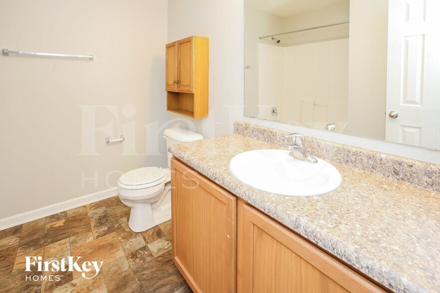 Building Photo - 17051 S Burntwood Way