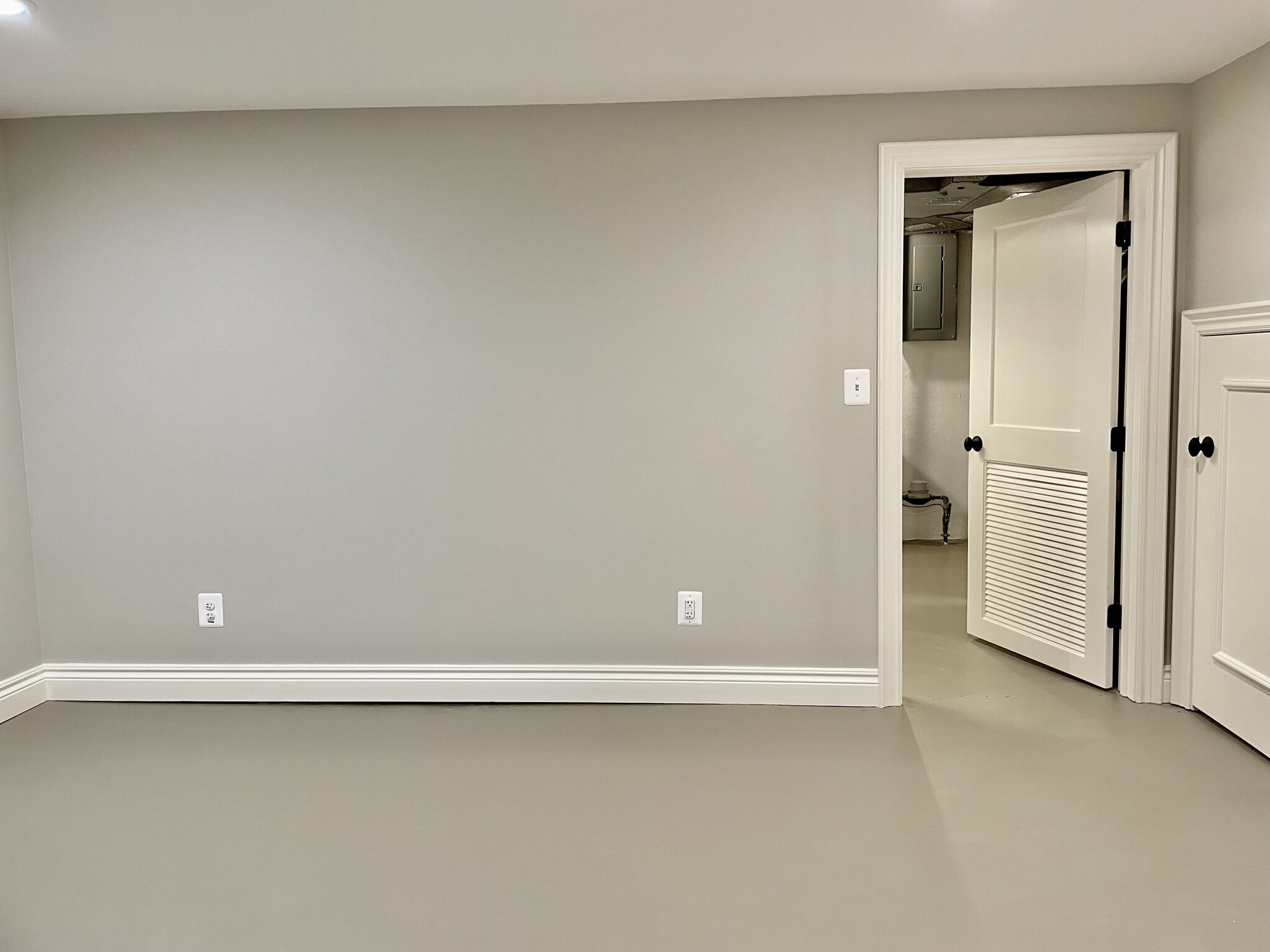 Basement main room - 1608 Graefield Rd