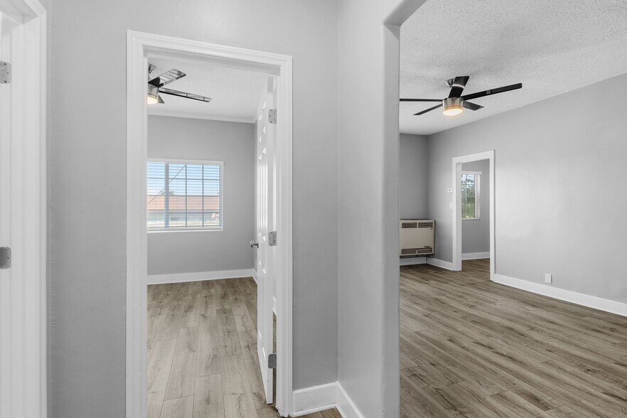 Building Photo - 1424 Chestnut Ave