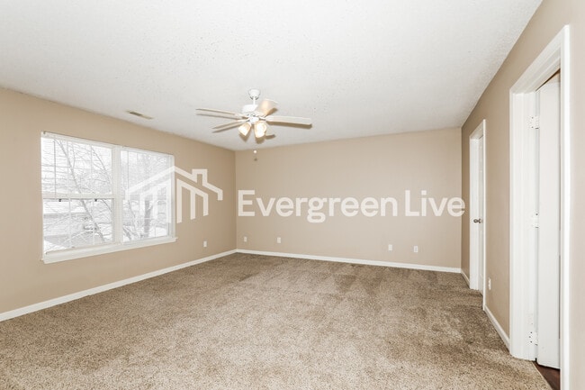 Building Photo - 11359 Shady Hollow Ln