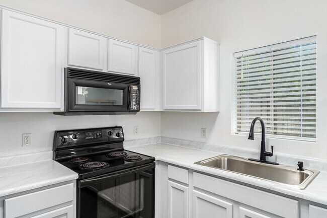 Building Photo - Beautiful Condo in Augusta Ranch (Gate Code: #4278)