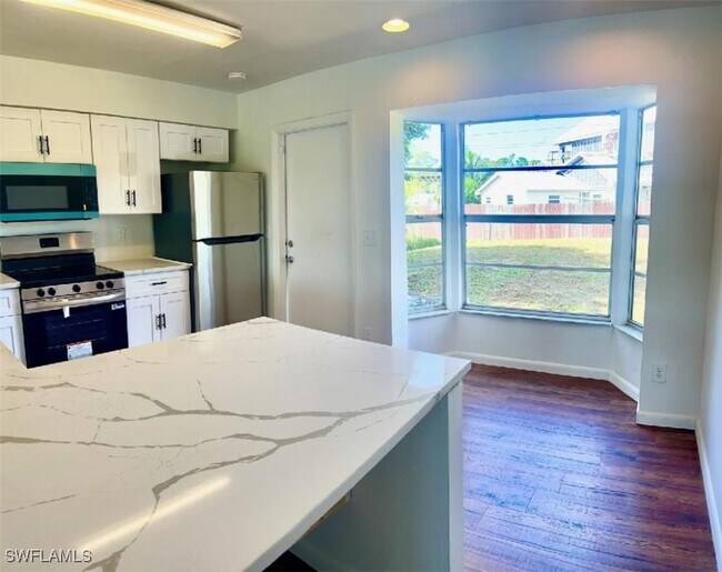 Building Photo - 1143 Joel Blvd