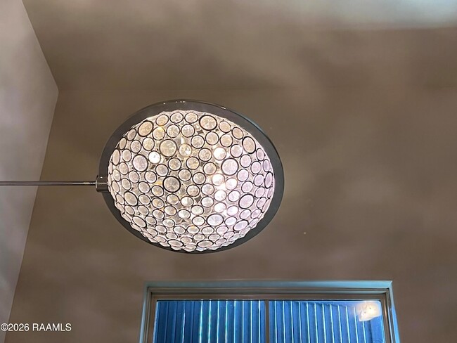 Building Photo - 100 Cautillion Dr