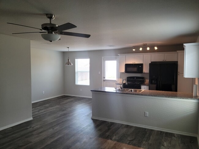 Building Photo - Bulverde/ Hidden Trail Subdivision