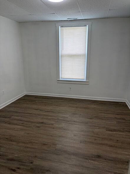 Bedroom - 3319 Campbell Avenue