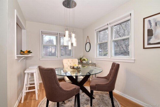 Building Photo - 140 N Broadway