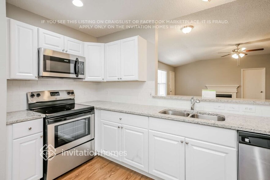 Building Photo - 645 Spillway Dr