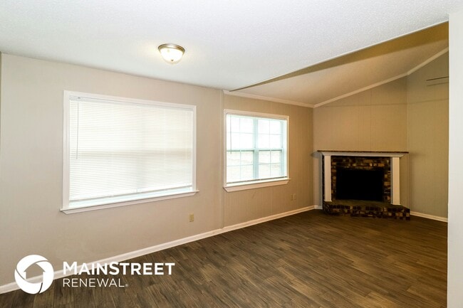 Building Photo - 7135 Hillshire Dr