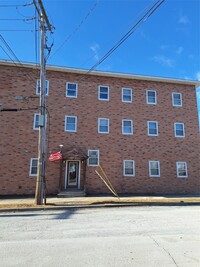 Building Photo - 2 Jefferson Ave