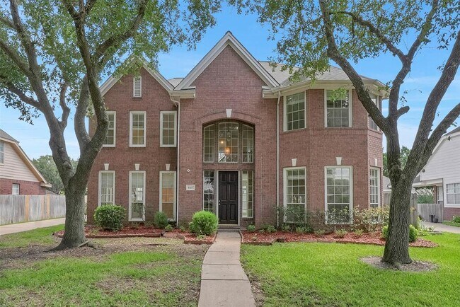 Building Photo - 4407 Magnolia Ln