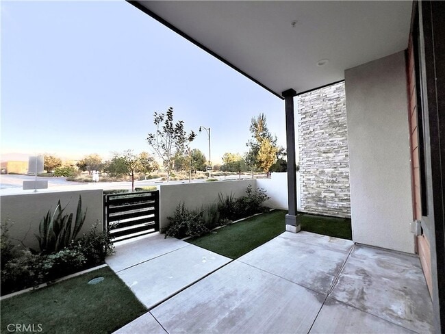 Building Photo - 110 Keeper