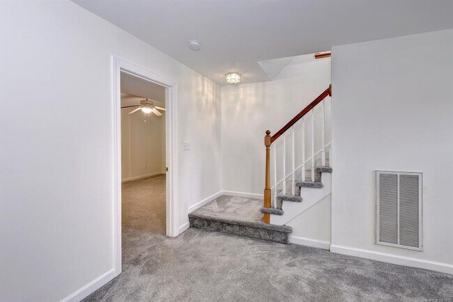 Building Photo - 8321 Barons Ct