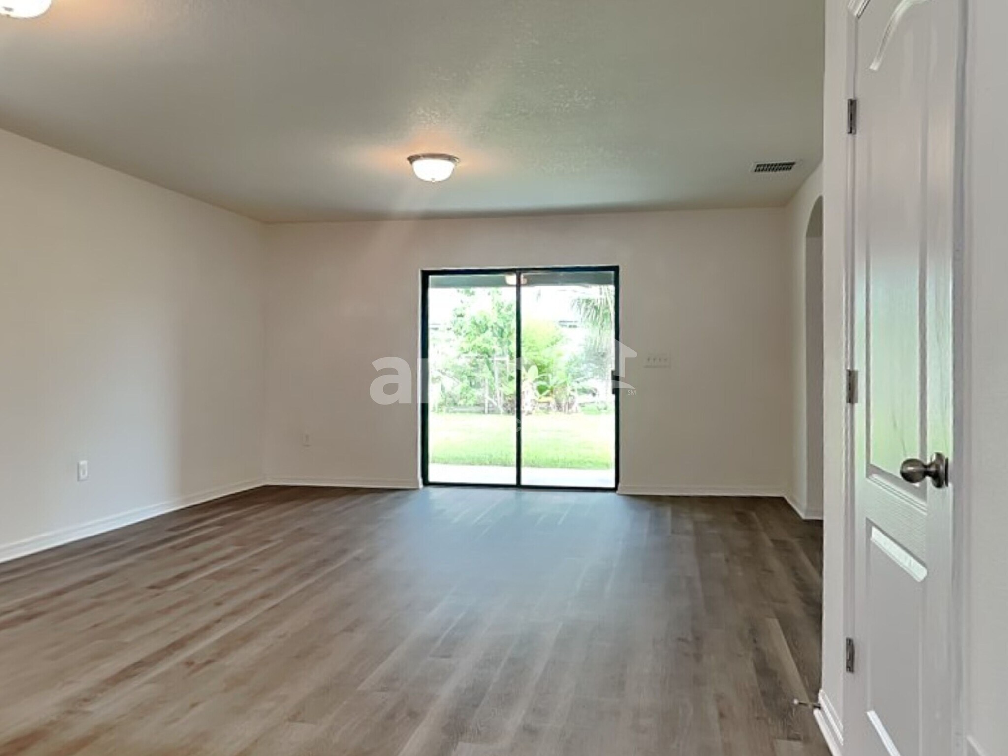 Building Photo - 919 Wynnmere Walk Ave