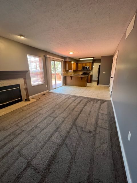 Building Photo - 2800 Pheasant Field Dr