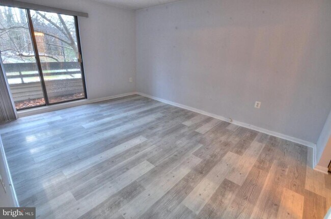 Building Photo - 2110 Green Watch Way