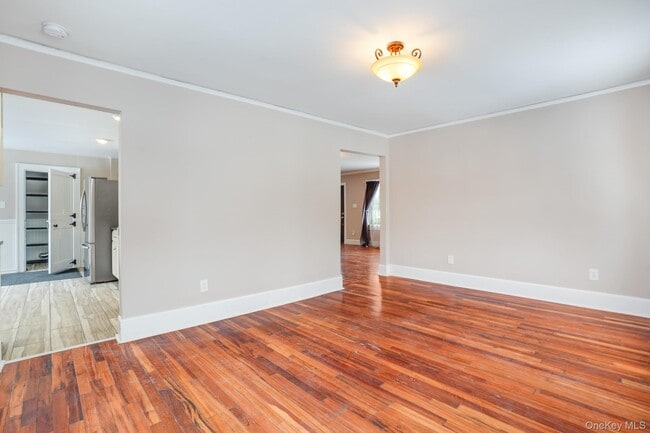 Building Photo - 18 Ketcham Dr