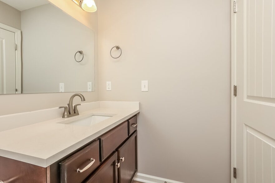 Building Photo - 1858 Warmingfield Dr