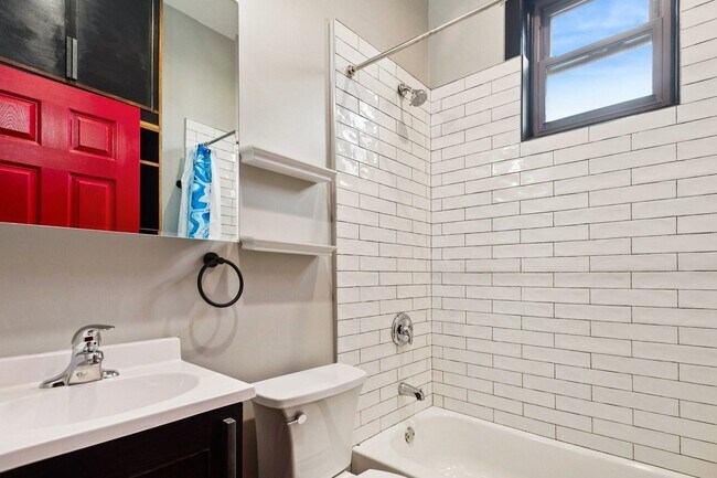 Building Photo - 2900 W Belmont Ave