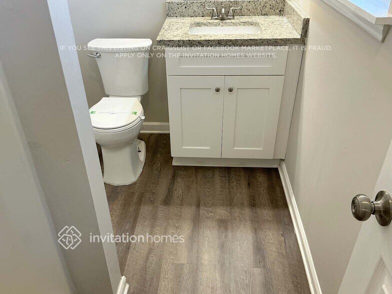 Building Photo - 200 Denver Ave