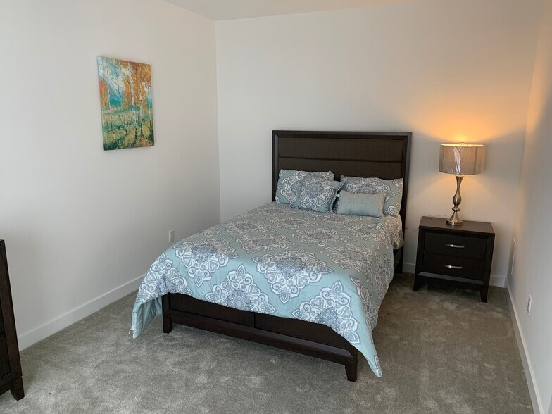 BEdroom - 68 Park Ave
