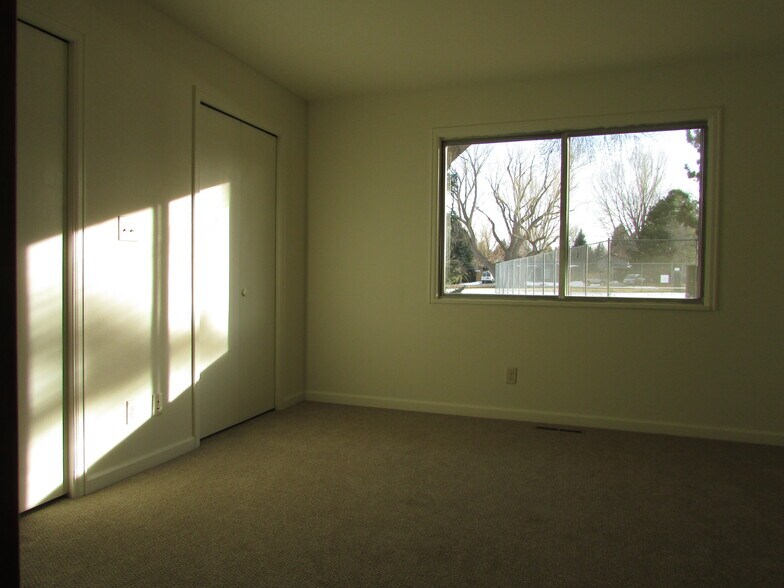 Building Photo - 1219 Kirkwood Dr