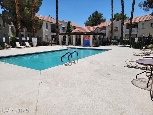 Building Photo - SW 1st FLOOR UNIT IN GATED LAS CASITAS COM...