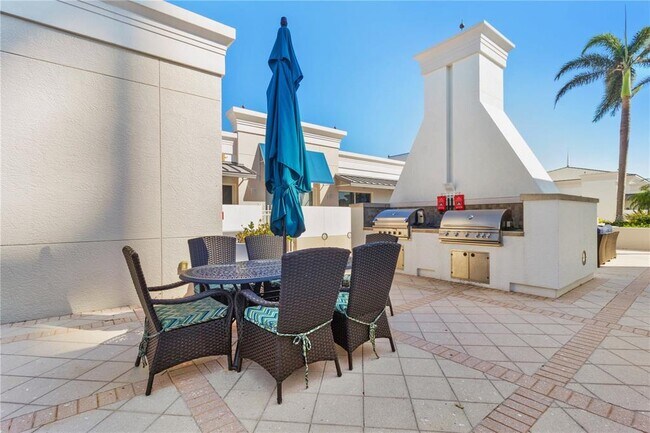 Building Photo - 331 Cleveland St