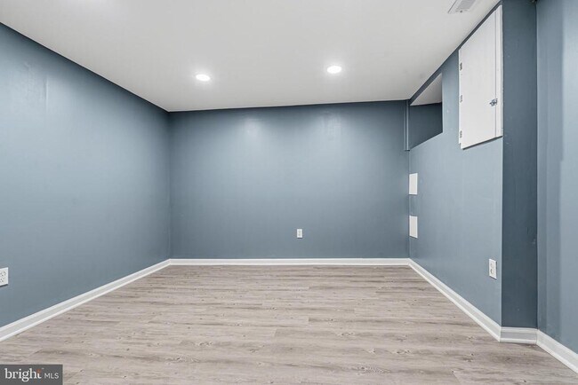 Building Photo - 2410 Keyway