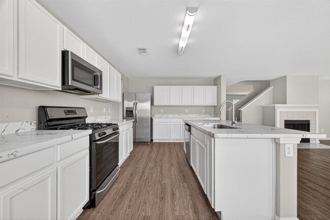Building Photo - 15826 Kings Cypress Ln
