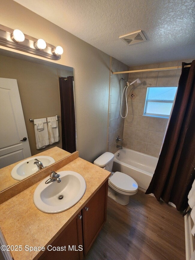 Building Photo - 1244 Lynne Dr