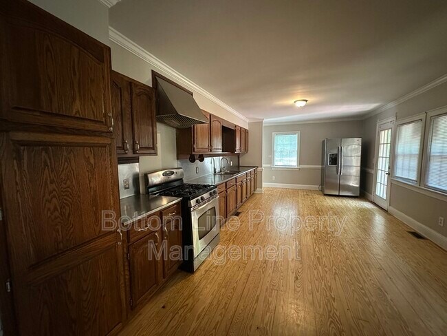 Building Photo - 1578 Trailwood Dr