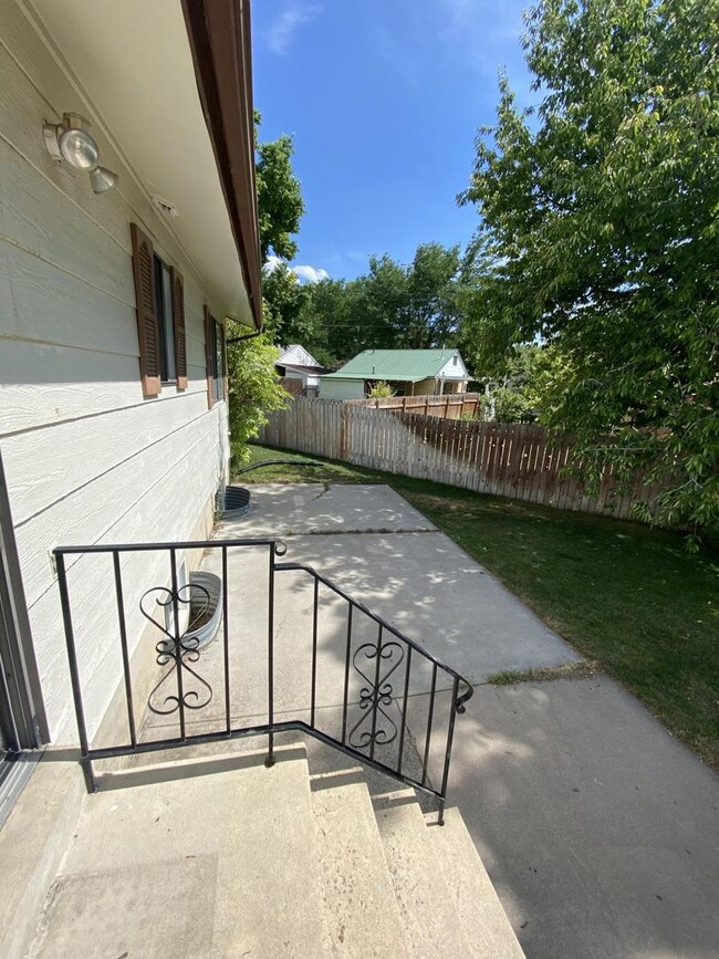 Building Photo - 428 E 1150 N