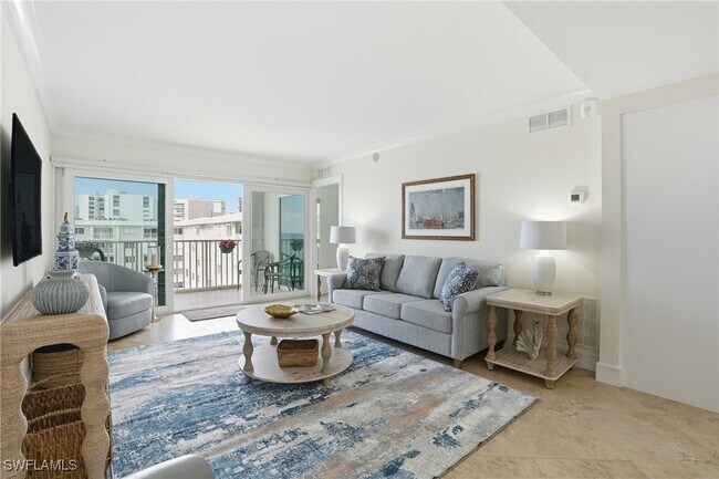 Building Photo - 3443 Gulf Shore Blvd N