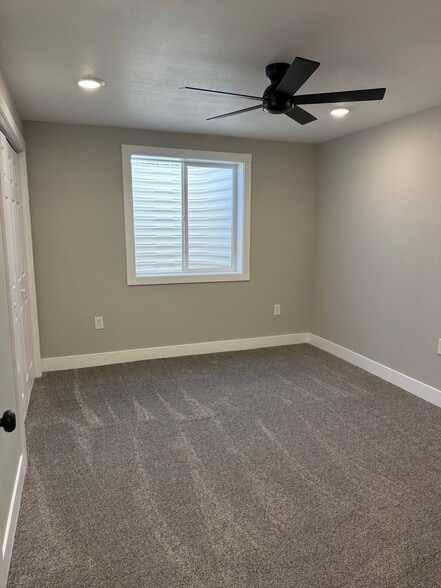 Building Photo - 551 S 780 W