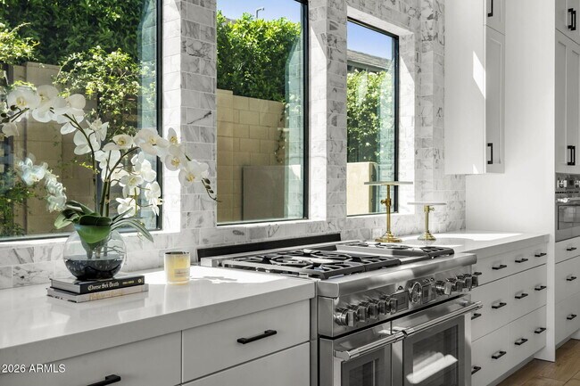 Building Photo - 13267 E Ranch Gate Rd