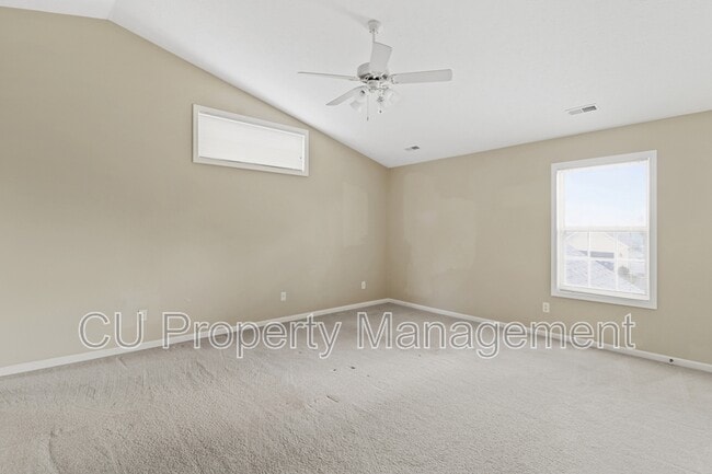 Building Photo - 902 Indigo Dr