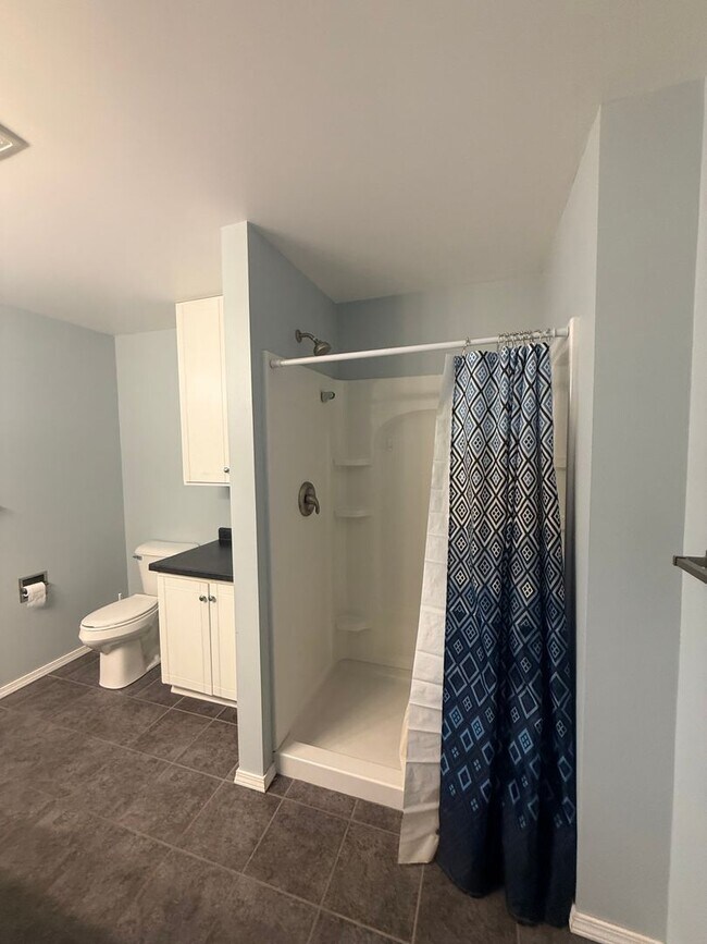 Building Photo - 600-602 Mollies Way