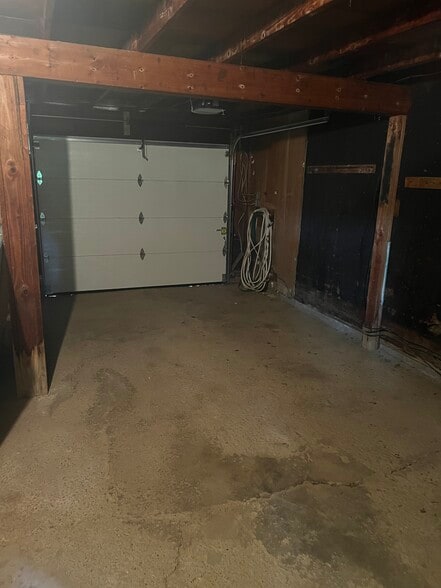 Garage space - 4121 Marr Rd