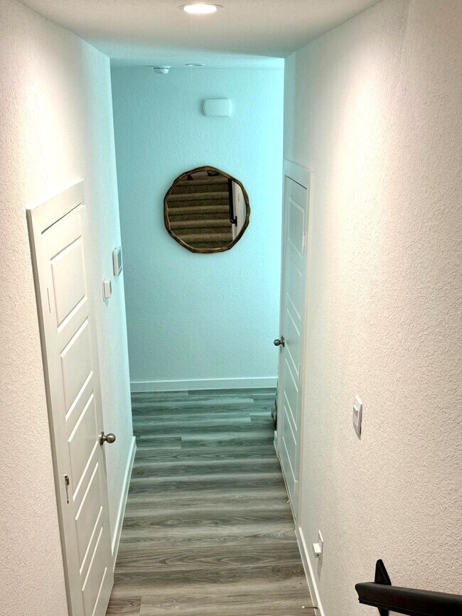 Building Photo - 12308 Greenwood St