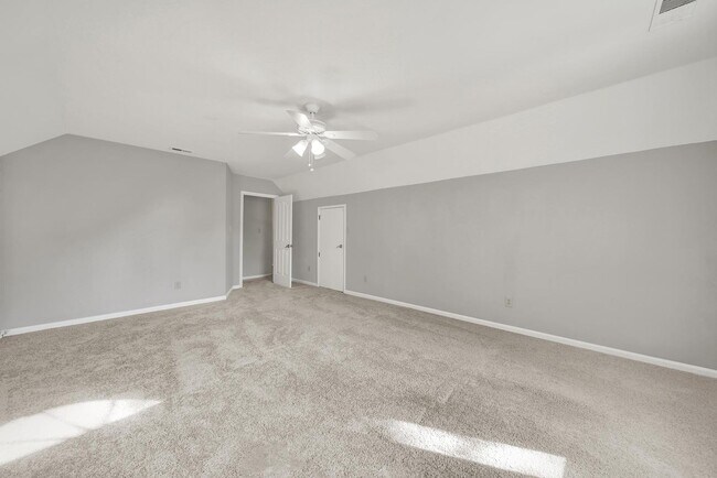 Building Photo - Charming home in South Charlotte