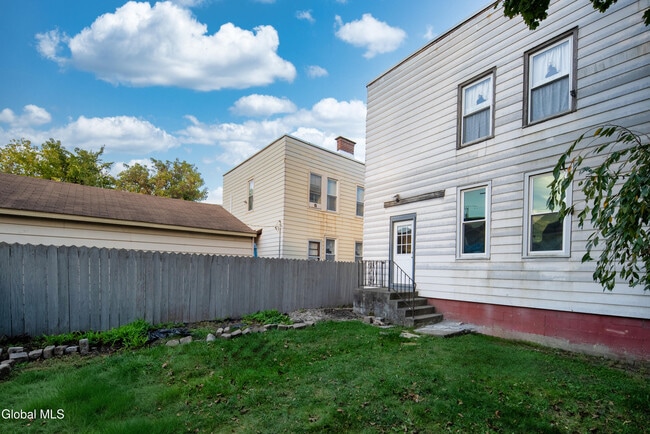 Building Photo - 1871 9th Ave