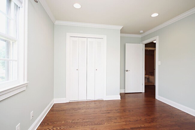 Building Photo - Locust Grove Home With Fenced Yard