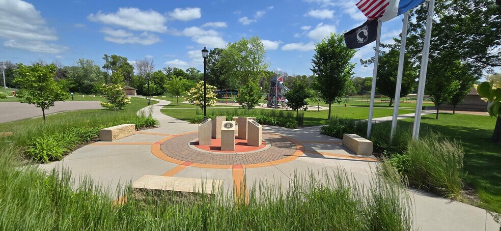 Building Photo - 5293 Manchester Dr