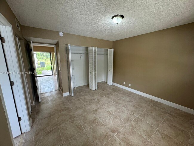 Building Photo - 1561 Windorah Way