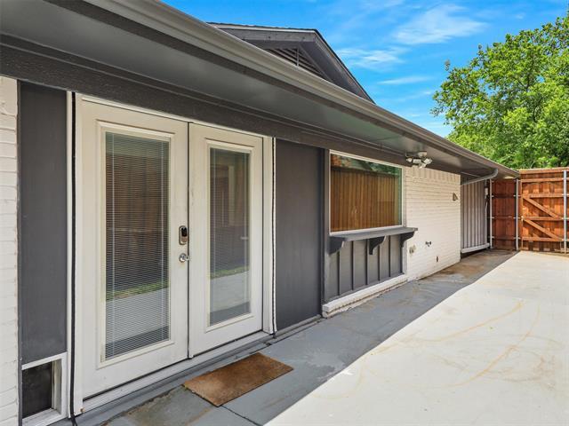 Building Photo - 1606 Blake Dr