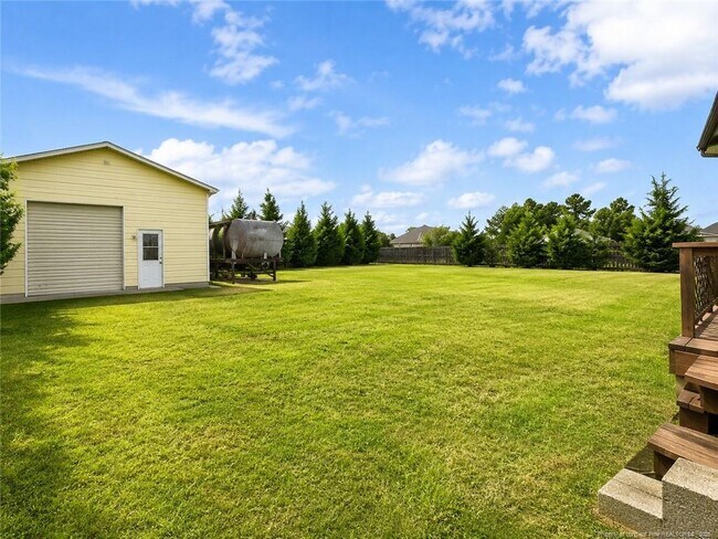 Building Photo - 6012 Waldos Beach Rd