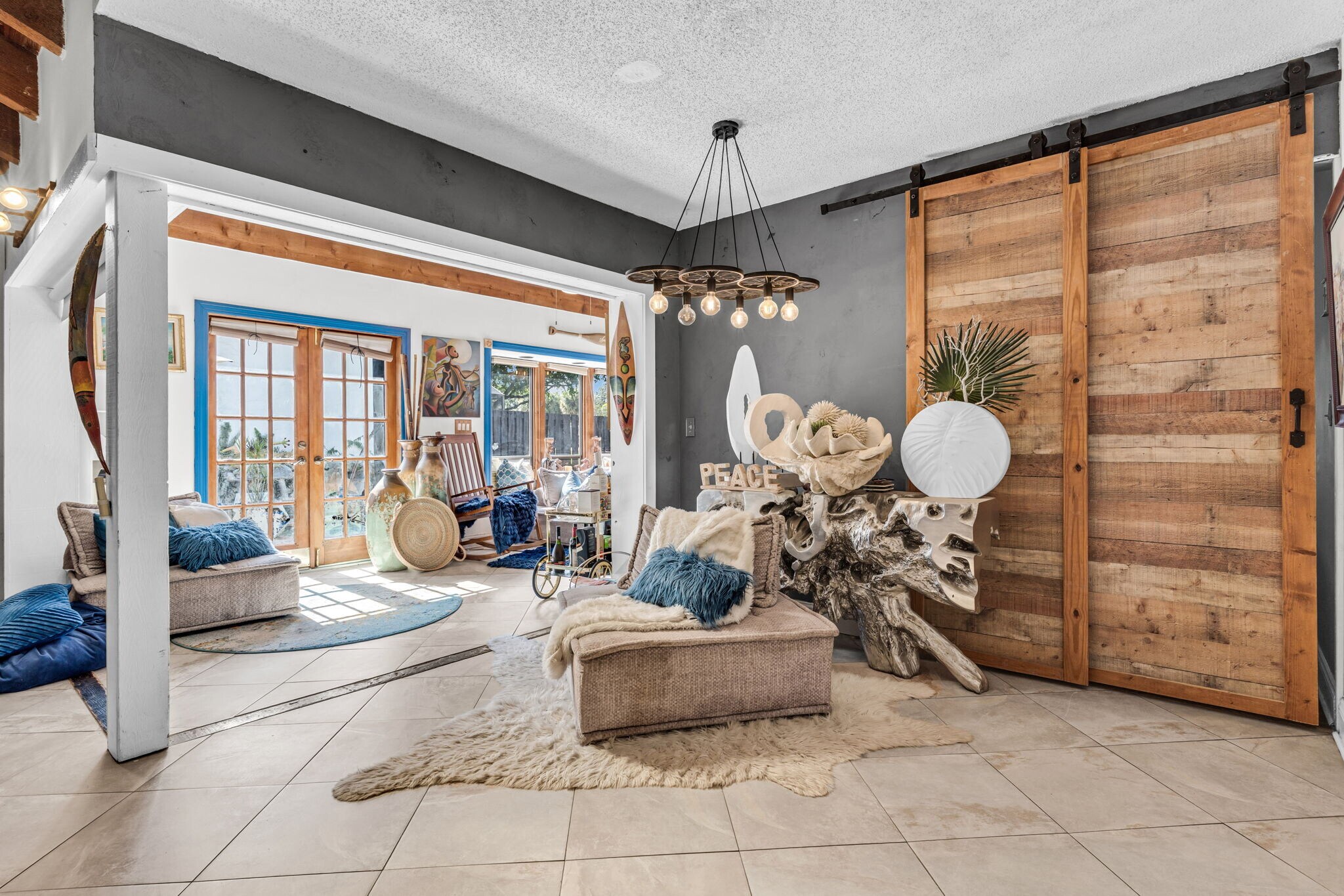 Building Photo - 1420 W Sandpiper Cir