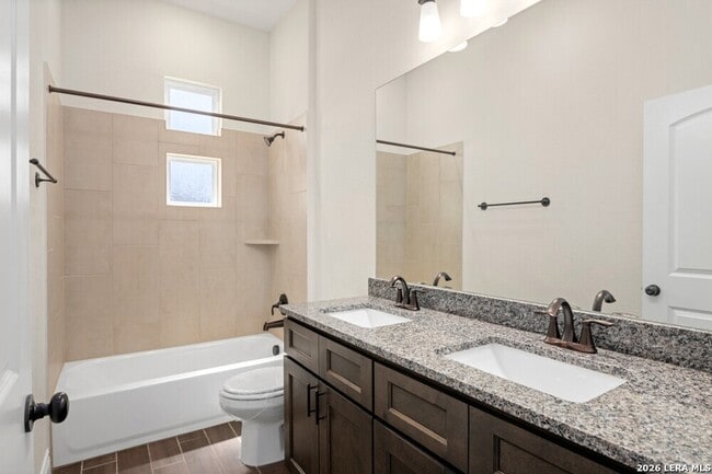 Building Photo - 406 Park Cir